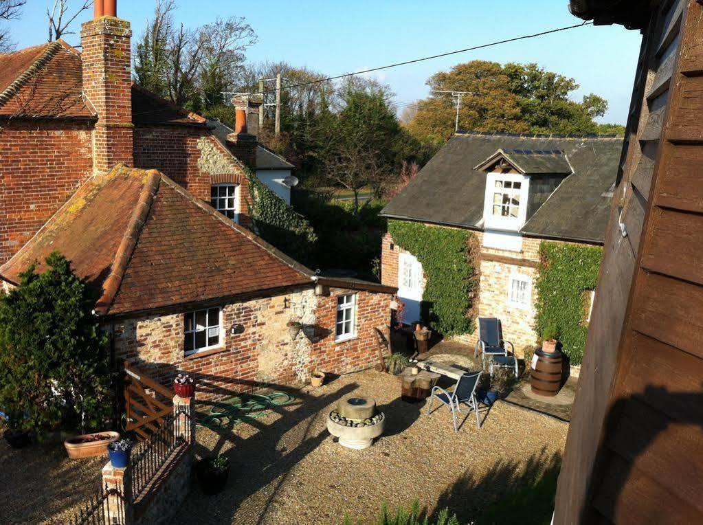 Hunston Mill Self Catering Dog Stay For Free Chichester Ngoại thất bức ảnh