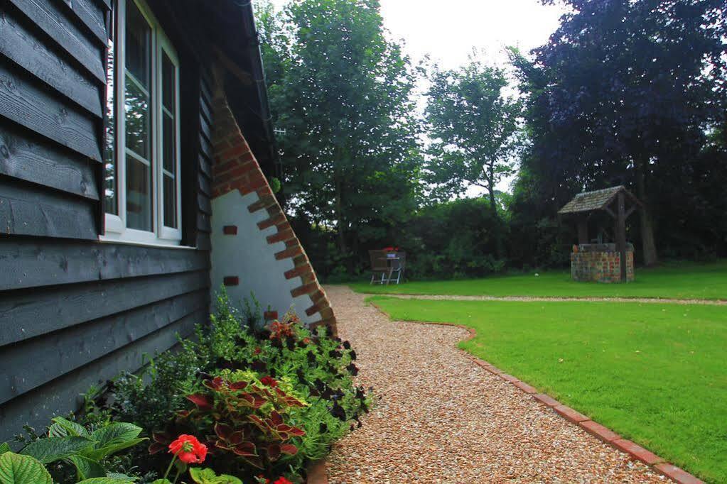 Hunston Mill Self Catering Dog Stay For Free Chichester Ngoại thất bức ảnh